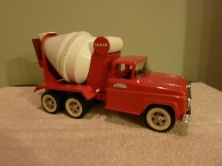Tonka 1960 ' s Cement Truck Mixer Overall 3