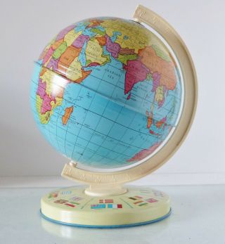 CHAD VALLEY GLOBE OF THE WORLD 1960s WITH ITS BOX. 4