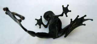 Large LTD ED Tim Cotterill Frogman Bronze enamel Leg Over mantle Frog Sculpture 5